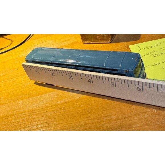 Vintage Die-Cast Greyhound Bus Model Collectible Toy kids collectors - Picture 6 of 12